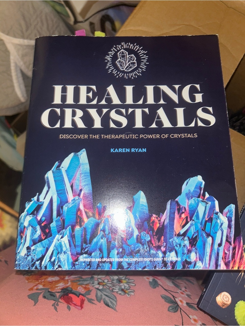 Assorted books - Picture 9 of 13